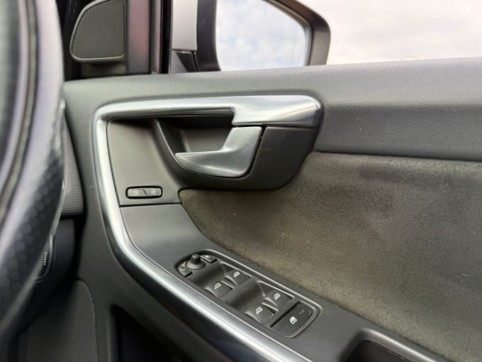 2025 Volvo Xc60
