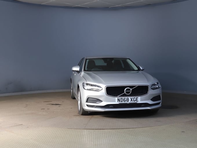 2025 Volvo S90