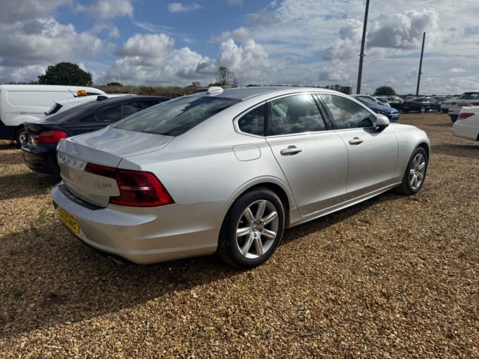 2025 Volvo S90