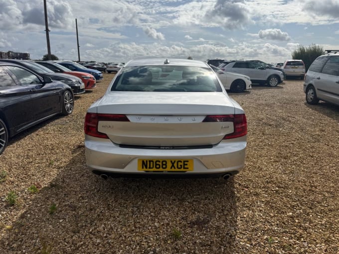 2025 Volvo S90