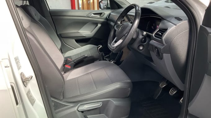 2025 Volkswagen T-cross