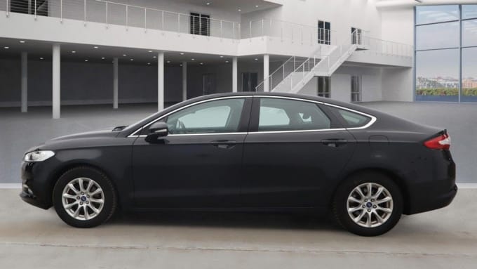 2025 Ford Mondeo