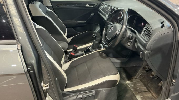 2025 Volkswagen T-roc