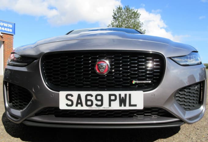 2019 Jaguar Xe
