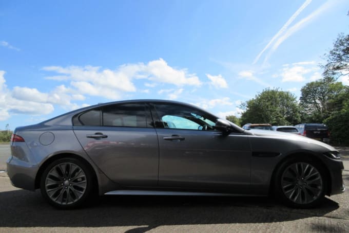 2019 Jaguar Xe
