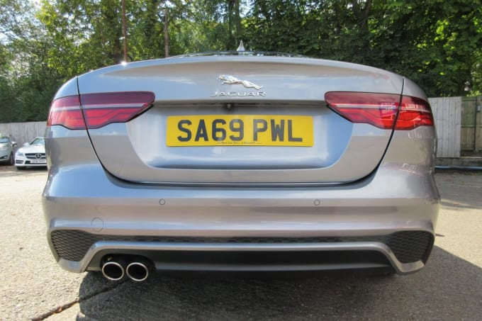 2019 Jaguar Xe