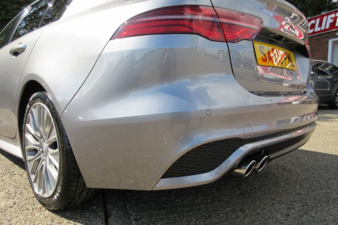 2019 Jaguar Xe