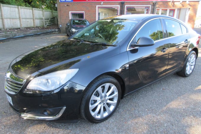2025 Vauxhall Insignia