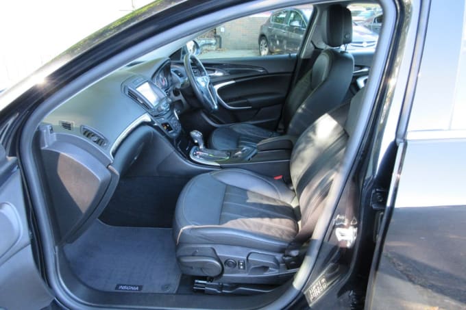 2025 Vauxhall Insignia