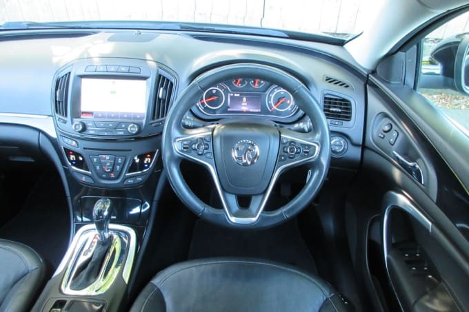2025 Vauxhall Insignia