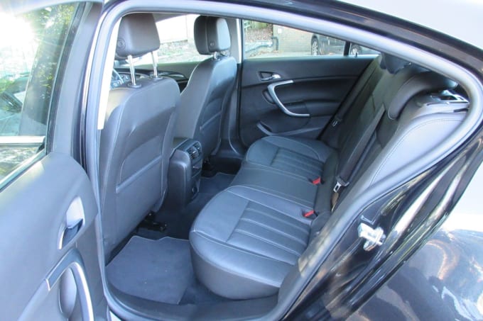 2025 Vauxhall Insignia