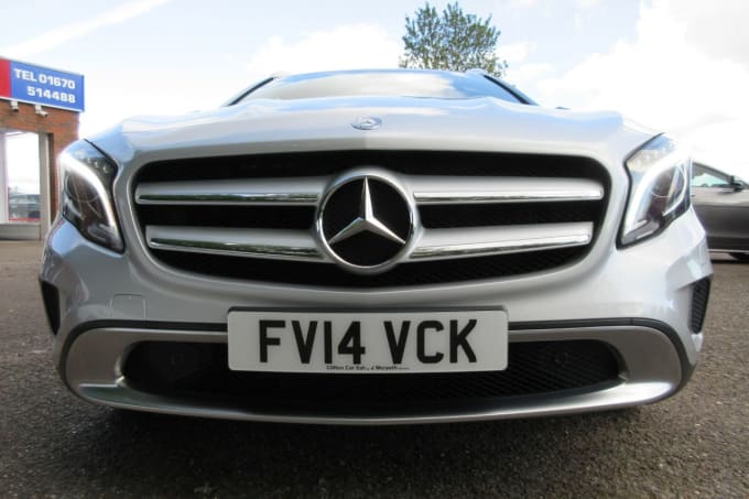 2025 Mercedes-benz 180