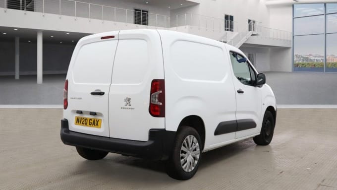 2025 Peugeot Partner