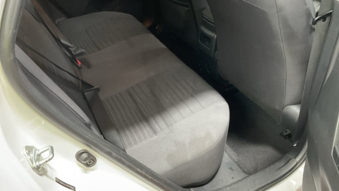 2025 Toyota Auris