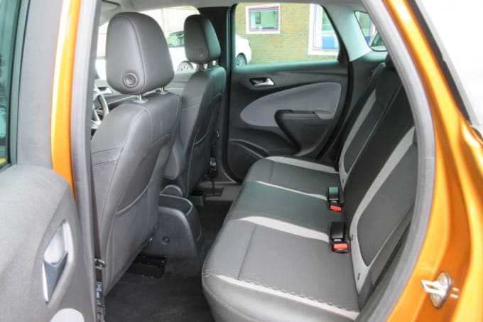 2025 Vauxhall Crossland X