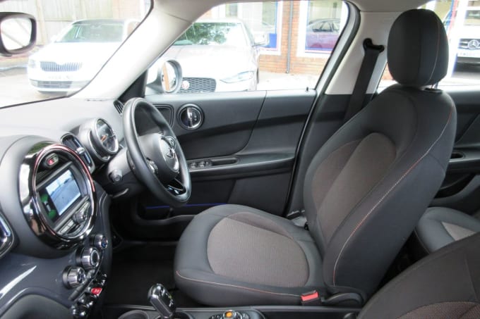 2025 Mini Countryman