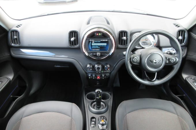 2025 Mini Countryman
