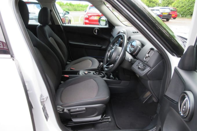 2025 Mini Countryman