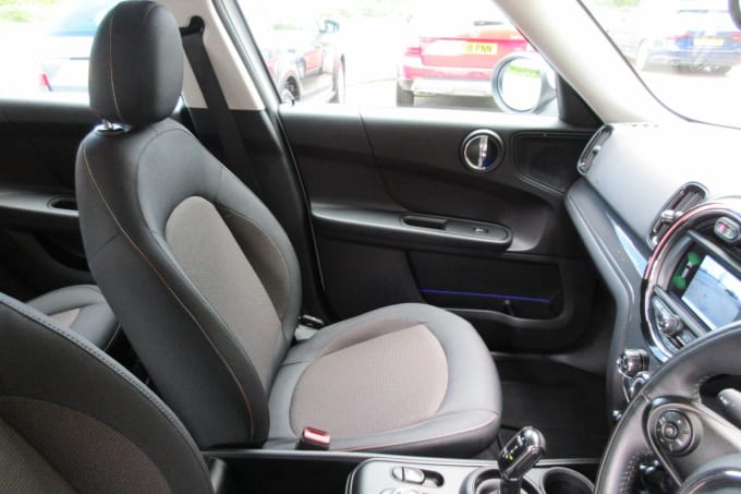 2025 Mini Countryman