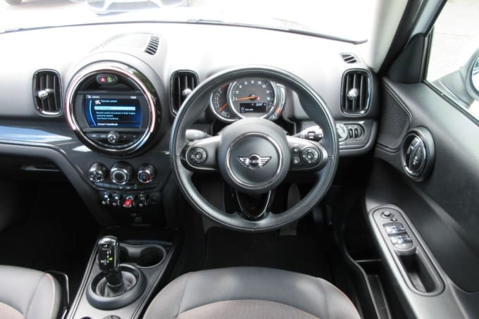2025 Mini Countryman