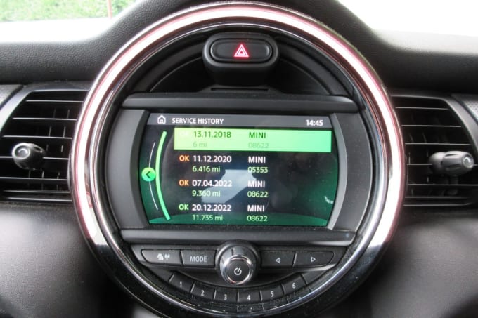 2025 Mini Hatch