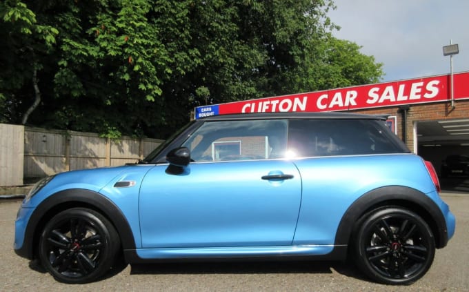 2025 Mini Hatch