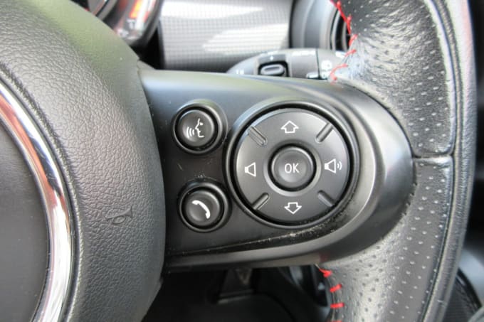 2025 Mini Hatch