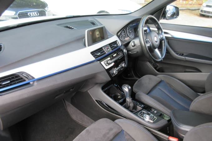 2025 BMW X1
