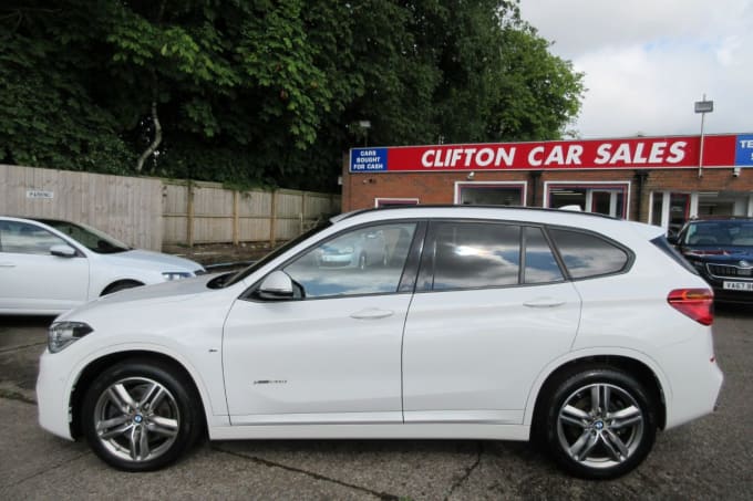 2025 BMW X1