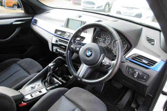 2025 BMW X1