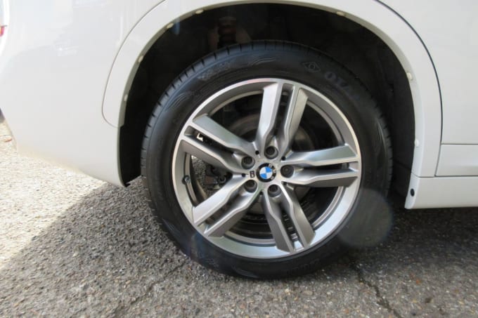 2025 BMW X1