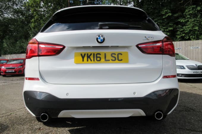 2025 BMW X1