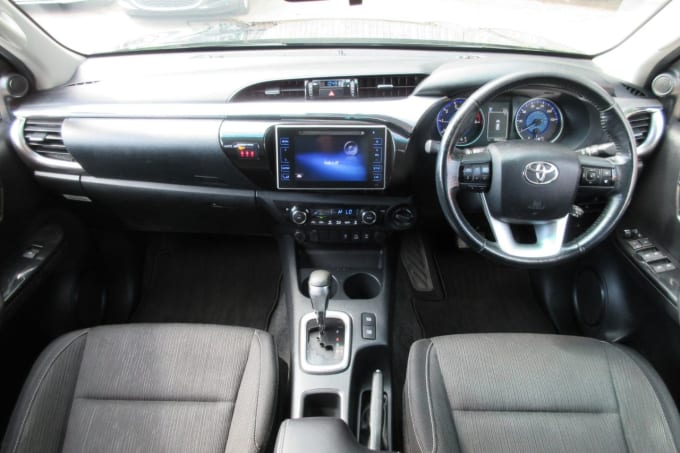 2025 Toyota Hi-lux