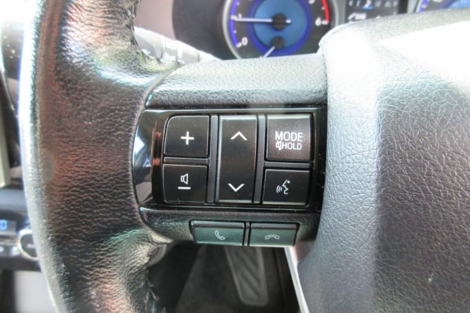 2025 Toyota Hi-lux