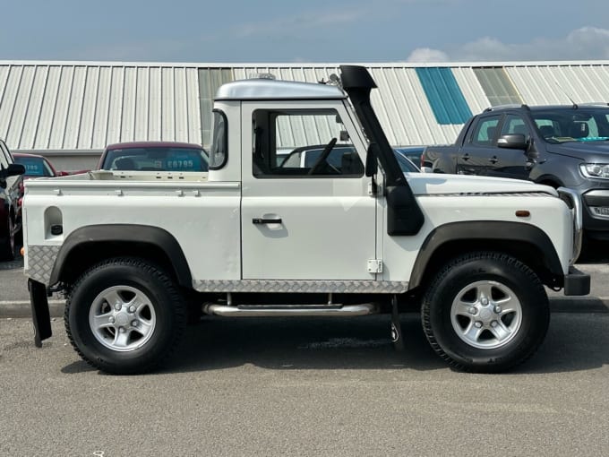 2005 Land Rover Defender 90