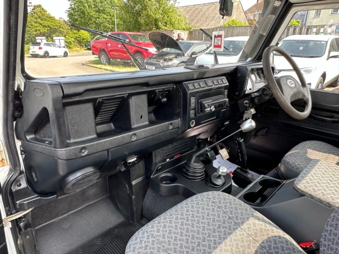 2005 Land Rover Defender 90