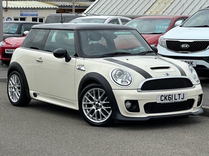 2024 Mini Hatch Cooper