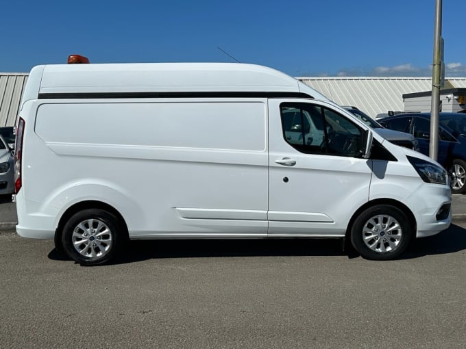 2024 Ford Transit Custom