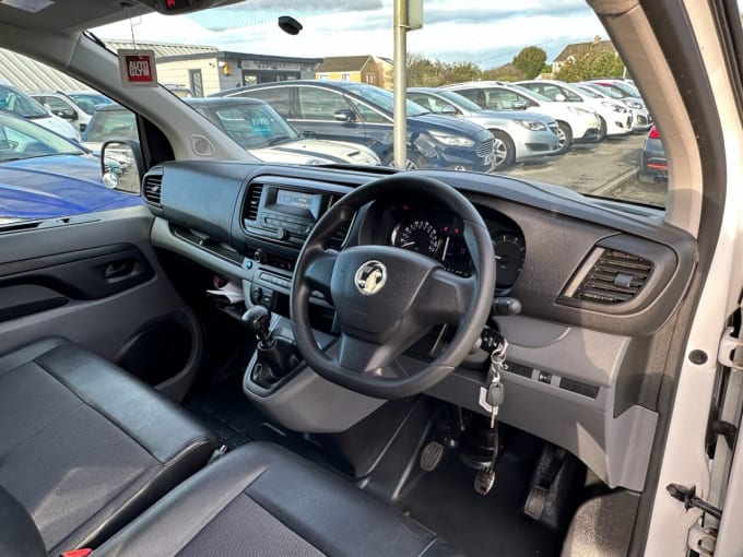 2025 Vauxhall Vivaro