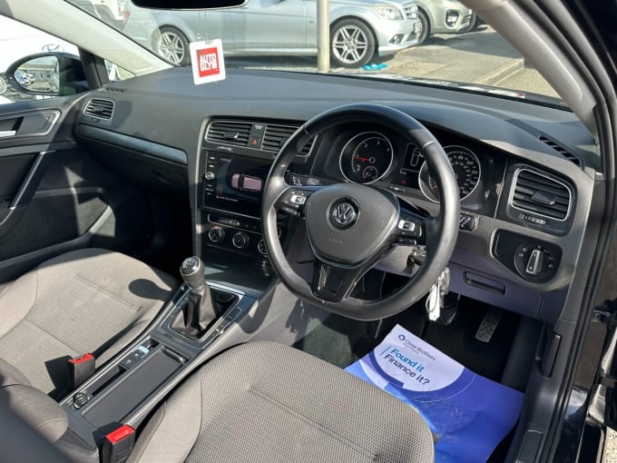 2025 Volkswagen Golf