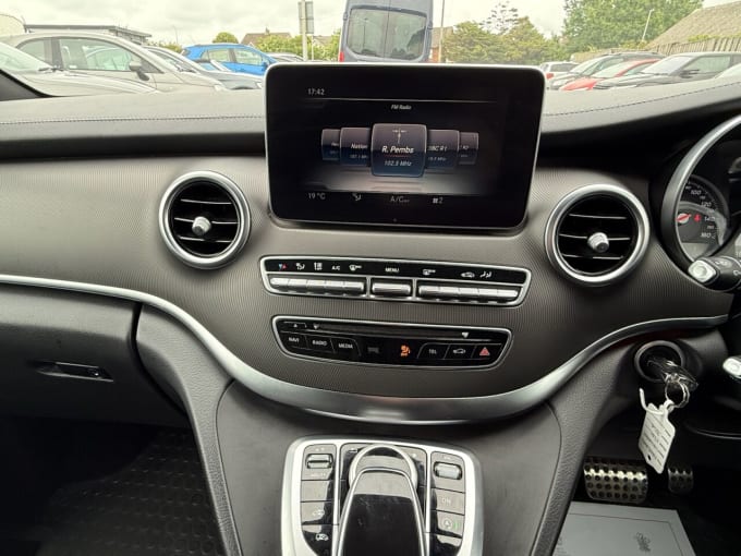 2025 Mercedes-benz V-class