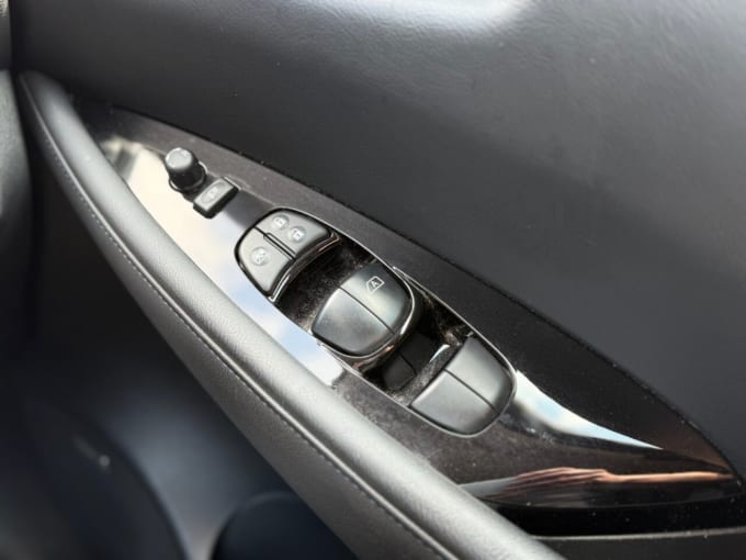 2025 Nissan Leaf