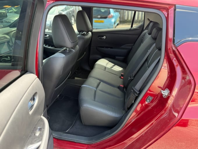 2025 Nissan Leaf