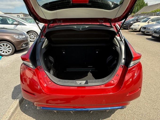 2025 Nissan Leaf