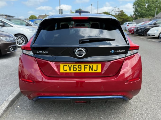 2025 Nissan Leaf