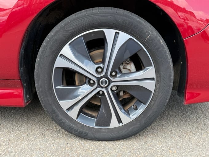 2025 Nissan Leaf