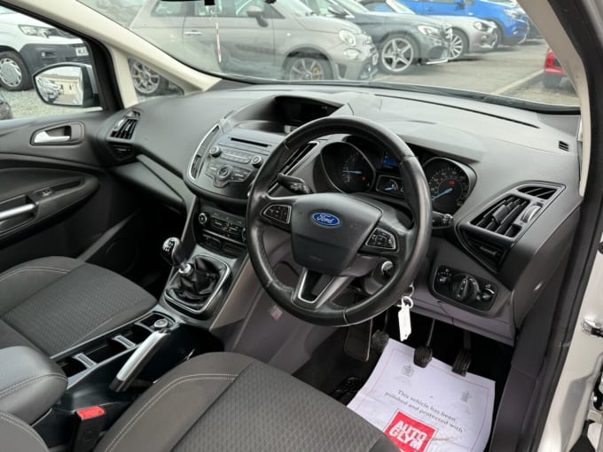 2025 Ford Grand C-max