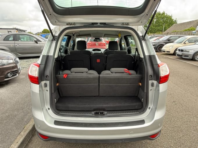 2025 Ford Grand C-max
