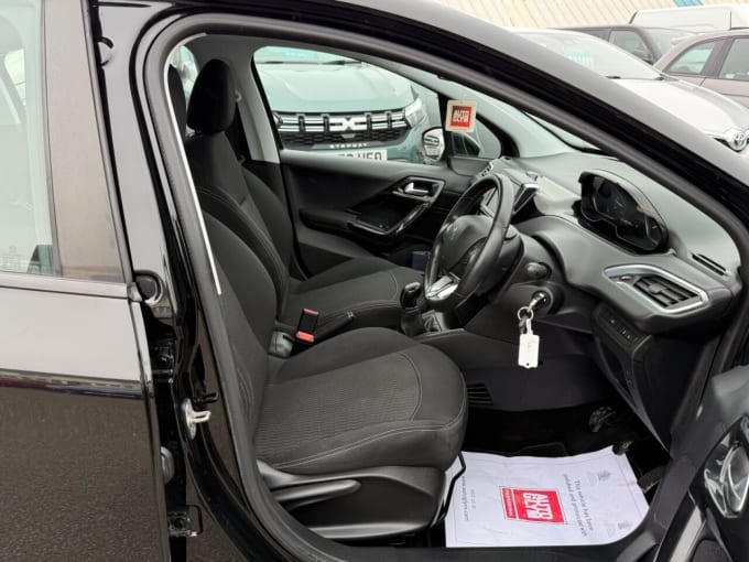 2025 Peugeot 208
