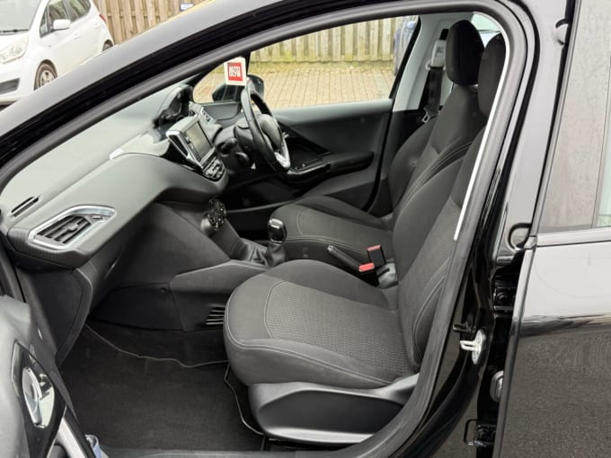 2025 Peugeot 208